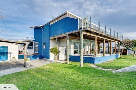 Photo of property in 5 Old Ferry Road, Clive, 4102