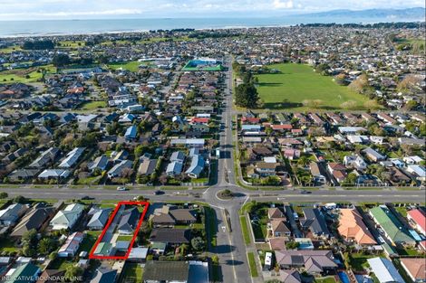 Photo of property in 40 Inwoods Road, Parklands, Christchurch, 8083