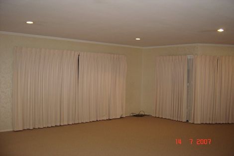 Photo of property in 1/1 Britannia Place, Half Moon Bay, Auckland, 2012