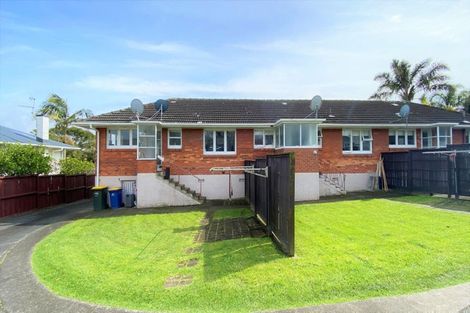 Photo of property in 3/6 Corrella Road, Belmont, Auckland, 0622