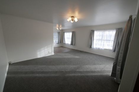 Photo of property in 16 Hoylake Place, Wattle Downs, Auckland, 2103