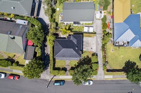 Photo of property in 1/33a Egremont Street, Belmont, Auckland, 0622