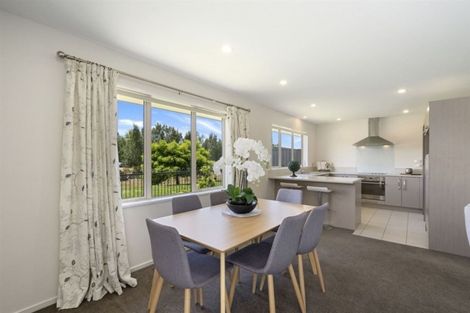 Photo of property in 19 Famille Close, Yaldhurst, Christchurch, 8042