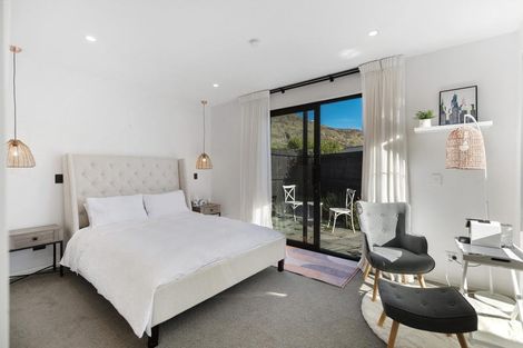 Photo of property in 18 Silver Street, Lower Shotover, Queenstown, 9304