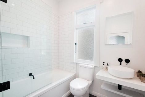 Photo of property in 394 Jackson Street, Petone, Lower Hutt, 5012