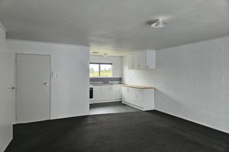 Photo of property in 3/10 Aubrey Street, Waitara, 4320