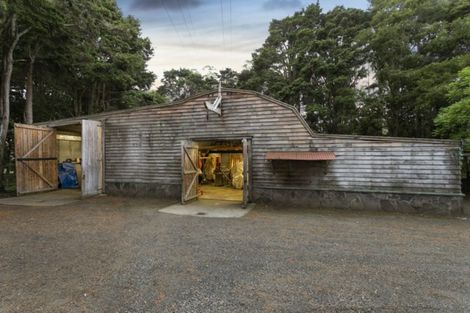 Photo of property in 1184 Kahikatea Flat Road, Waitoki, Kaukapakapa, 0871