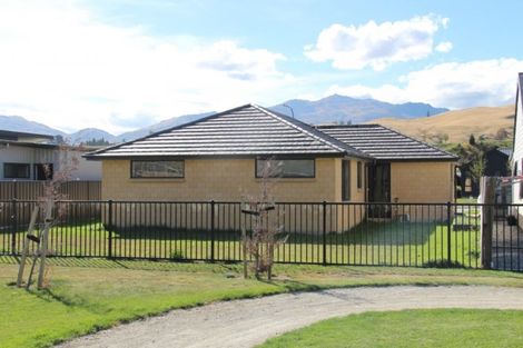 Photo of property in 20 Cheltenham Road, Devonport, Auckland, 0624