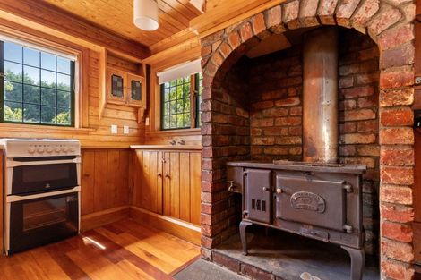 Photo of property in 27 Ferry Road, Martinborough, 5711