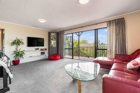 Photo of property in 92 Alton Avenue, Hillcrest, Auckland, 0627