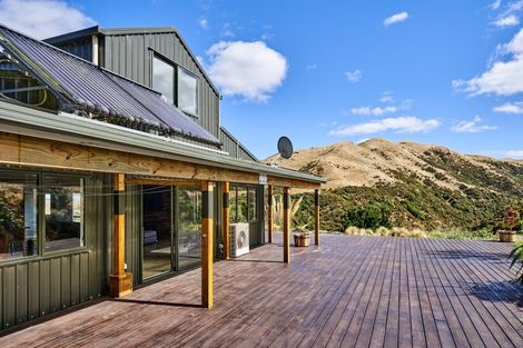 Photo of property in 1029 Ohariu Valley Road, Ohariu, Wellington, 6037