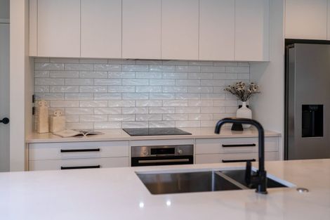 Photo of property in 28 Isobel Hodgson Drive, Cambridge, 3434