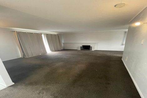 Photo of property in 3 Vina Place, Massey, Auckland, 0614