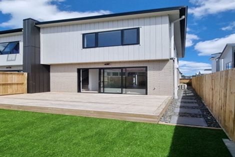 Photo of property in 5/25 Titoki Street, Te Atatu Peninsula, Auckland, 0610