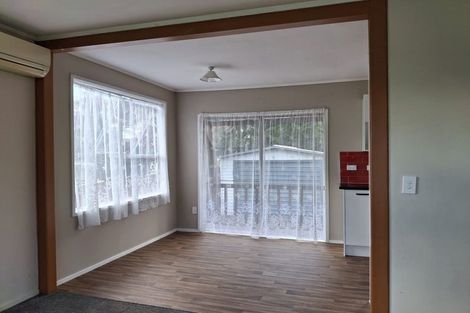 Photo of property in 4 Osman Street, Glen Eden, Auckland, 0602