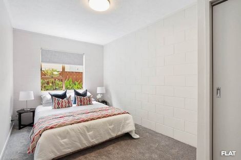 Photo of property in 26 Colwill Road, Massey, Auckland, 0614