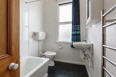 Photo of property in 4a/8 Howard Street, Mount Cook, Wellington, 6021