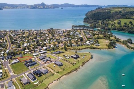 Photo of property in 11 Admiral Drive, Cooks Beach, Whitianga, 3591