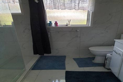 Photo of property in 2/12 Chamade Place, Clover Park, Auckland, 2019