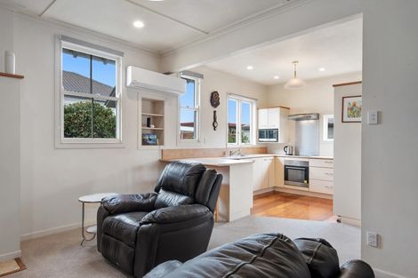 Photo of property in 65 Mains Avenue, Kensington, Whangarei, 0112