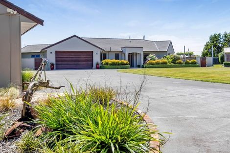 Photo of property in 355 Ngawhini Road, Hawera, 4674