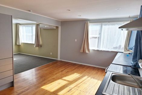 Photo of property in 10 John Street, Stokes Valley, Lower Hutt, 5019