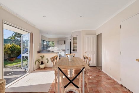 Photo of property in 7 Webb Place, Papamoa Beach, Papamoa, 3118