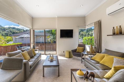 Photo of property in 117a Glendhu Road, Bayview, Auckland, 0629