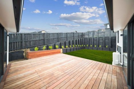 Photo of property in 116 Lisle Farm Drive, Pukekohe, 2120