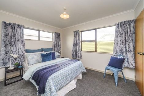 Photo of property in 7a Marama Crescent, Palmerston North, 4414