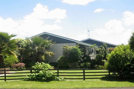 Photo of property in 8 Buckland Place, Cambridge, 3434