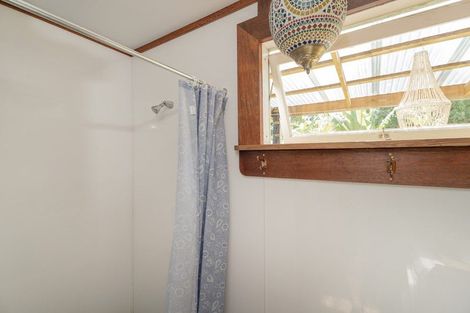 Photo of property in 8 Laycock Road, Tairua, 3508