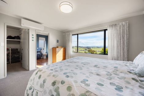 Photo of property in 20 Tironui Terrace, Western Heights, Hamilton, 3200