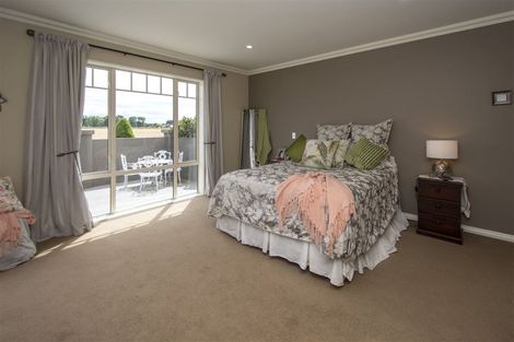 Photo of property in 36 Globe Bay Drive, Templeton, Christchurch, 8042