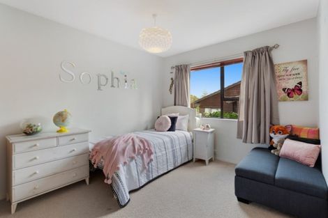 Photo of property in 1/203 Lake Road, Belmont, Auckland, 0622