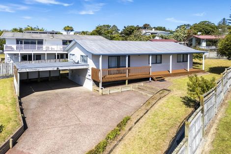 Photo of property in 5 Parrs Cross Road, Henderson, Auckland, 0612