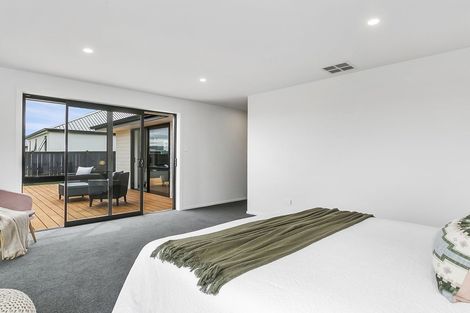 Photo of property in 141 Wingatui Road, Mosgiel, 9024