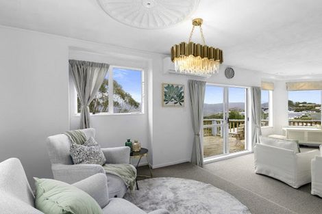 Photo of property in 2/259 Major Drive, Kelson, Lower Hutt, 5010