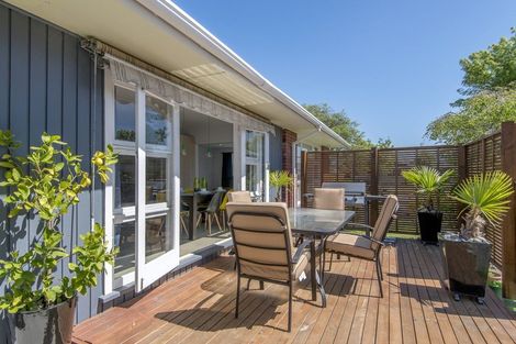 Photo of property in 48 Roberta Drive, Somerfield, Christchurch, 8024