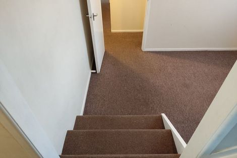 Photo of property in 31 Hobart Crescent, Wattle Downs, Auckland, 2103