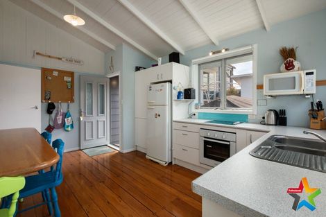 Photo of property in 16 Tatai Road, Bowentown, Waihi Beach, 3177