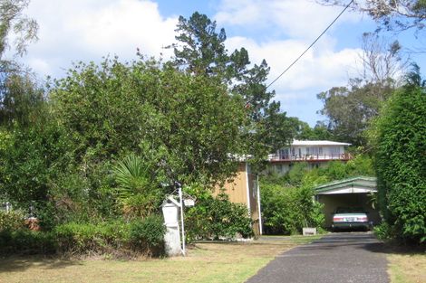 Photo of property in 1/96 Aeroview Drive, Beach Haven, Auckland, 0626