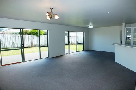 Photo of property in 1/1 Langton Road, Stanmore Bay, Whangaparaoa, 0932