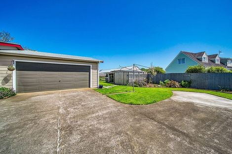 Photo of property in 65 Wilson Street, Hawera, 4610