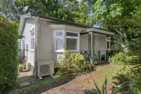 Photo of property in 110a Atkinson Road, Titirangi, Auckland, 0604