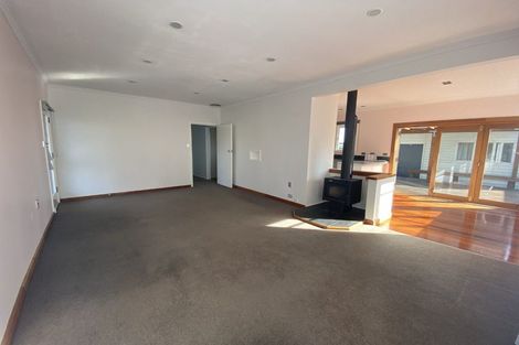 Photo of property in 1404 Jellicoe Street, Mayfair, Hastings, 4122