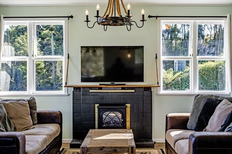 Photo of property in 1132a Old North Road, Helensville, Waimauku, 0882