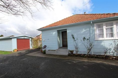 Photo of property in 16 Tranmere Road, Fairfield, Hamilton, 3214