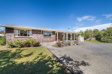 Photo of property in 6-8 East Road, Shannon, 4821