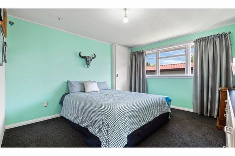 Photo of property in 72 Saint Johns Street, Woolston, Christchurch, 8062